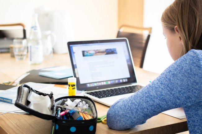 4 Tips To Get Started With Online Teaching