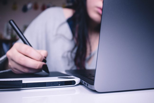 A Comprehensive Guide To E-learning In 2022
